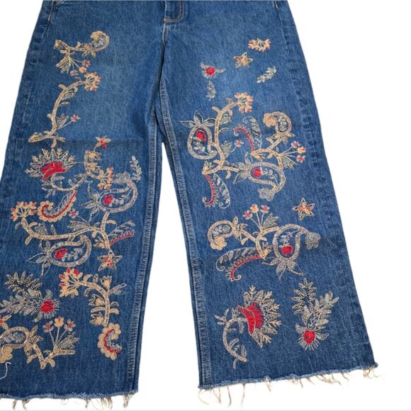 ZARA the New Culotte Embroidered Beaded Raw Hem Straight Leg‎ Jeans Sz Large New - Picture 3 of 16